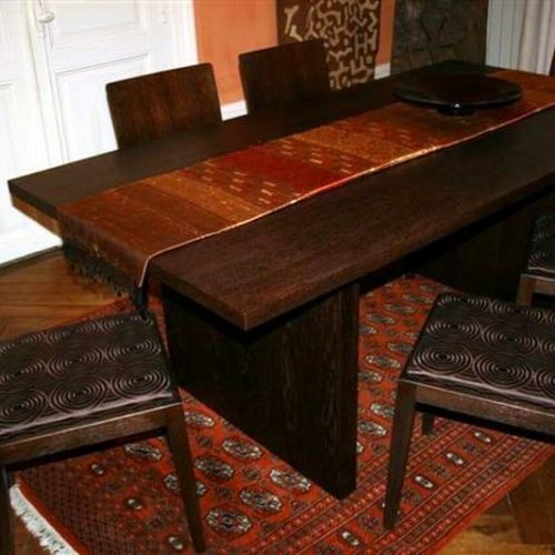 Ebénisterie Métais : Table et chaise en bois