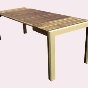 TABLE CARRE