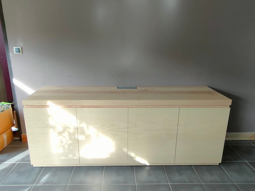 Buffet meuble télé en frêne